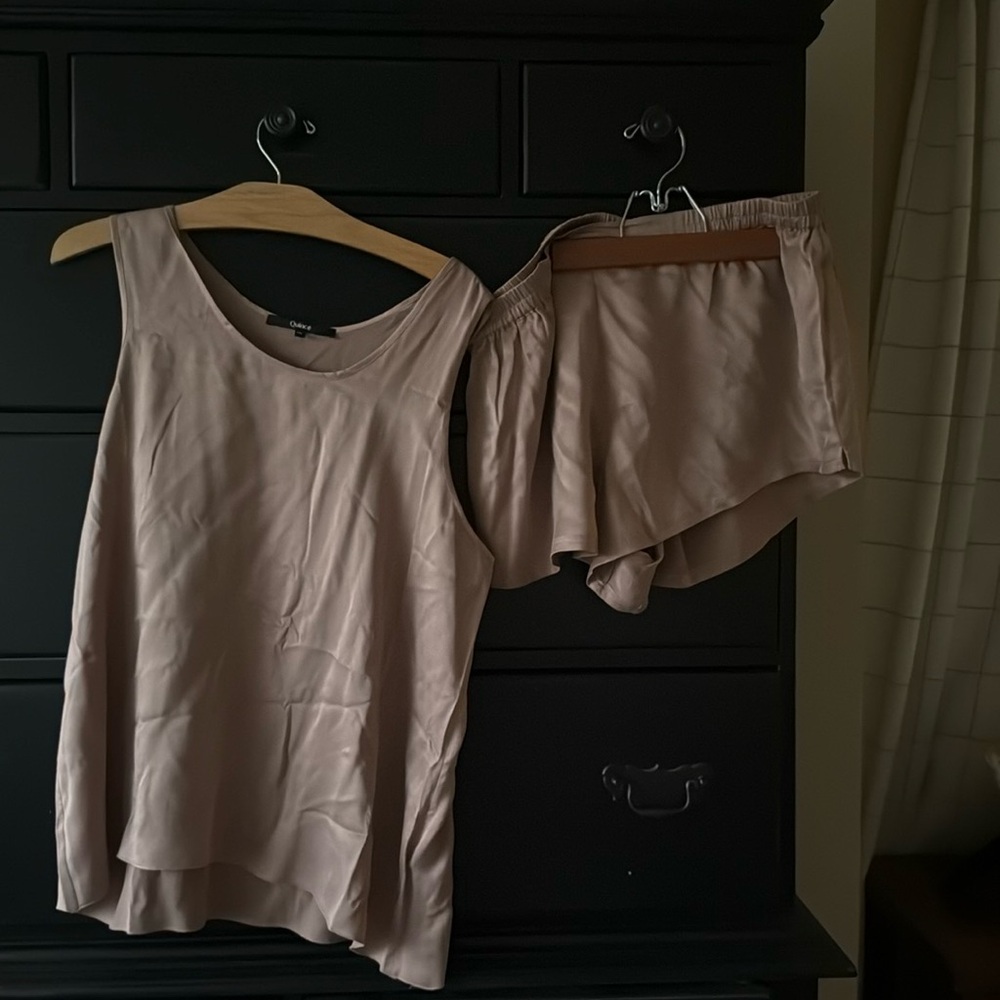 Quince XL tank shorts sleep set. Toasted almond. Washable silk see label.